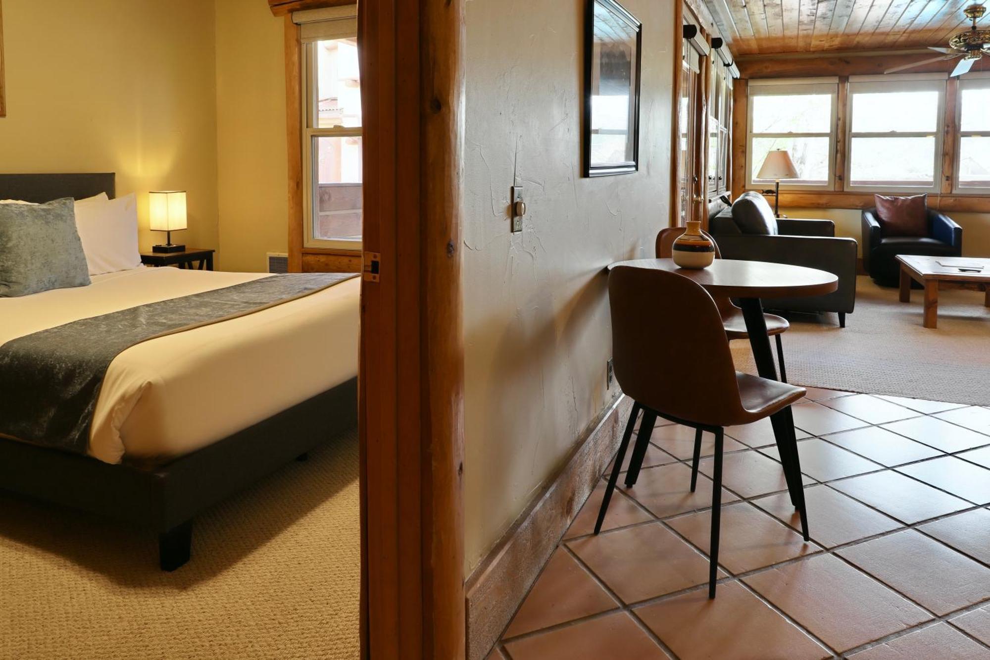 Chipeta Lodge Риджуей Екстериор снимка