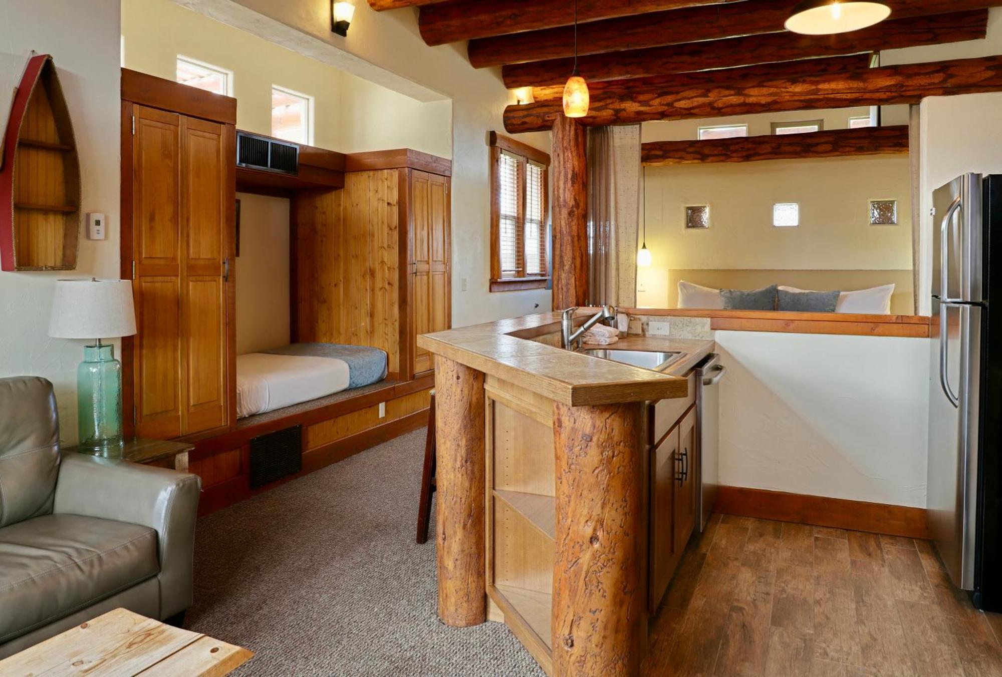 Chipeta Lodge Риджуей Екстериор снимка