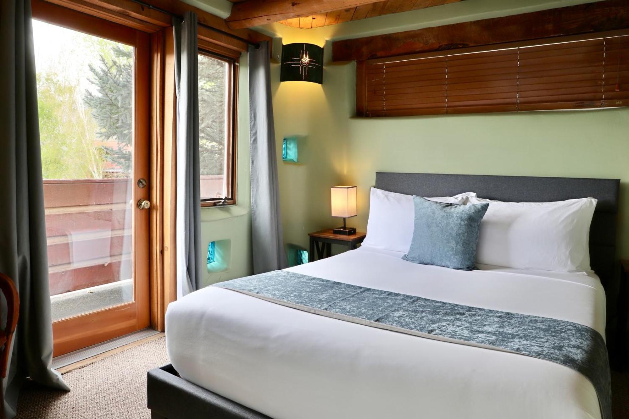 Chipeta Lodge Риджуей Екстериор снимка